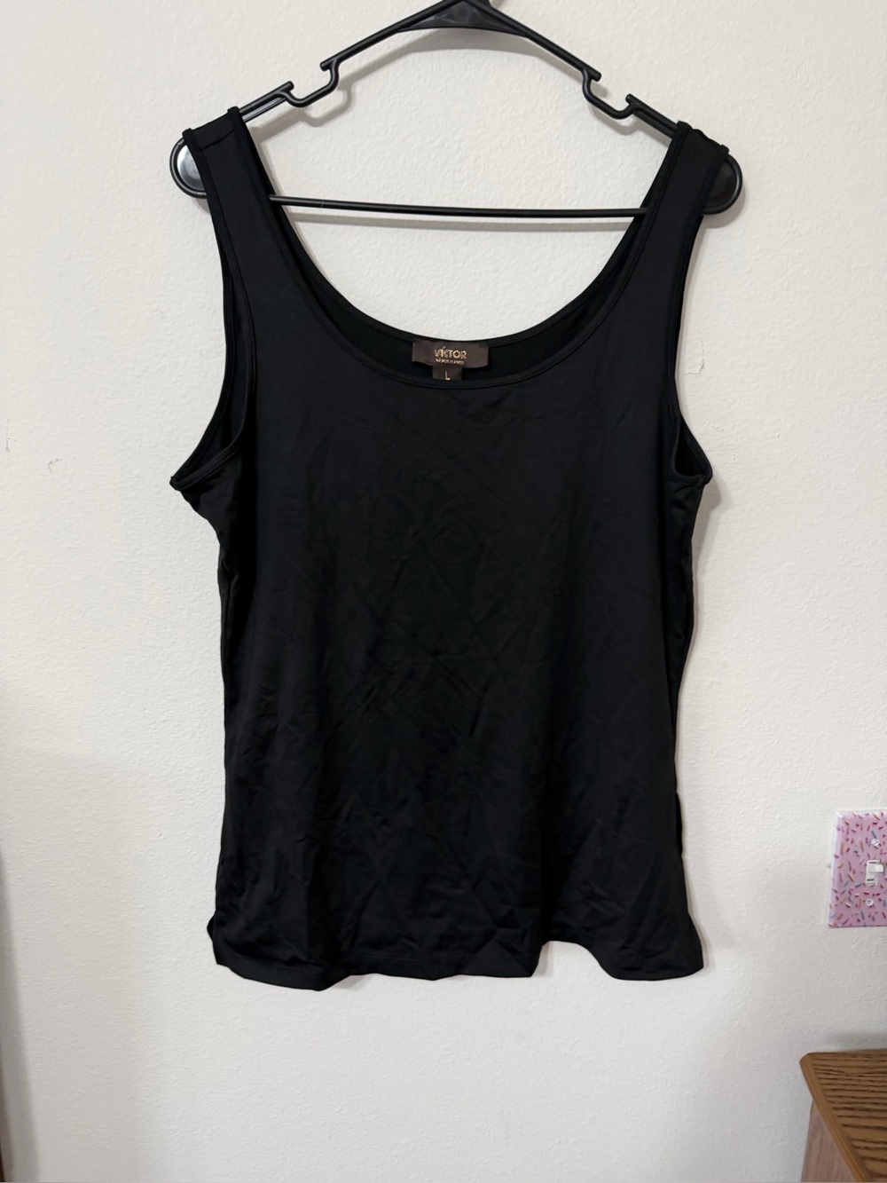 Victor Alfaro tank top size Large
